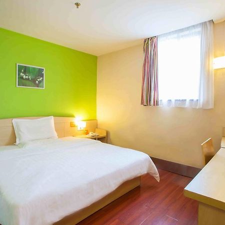 7Days Inn Foshan Coach Terminal Номер фото