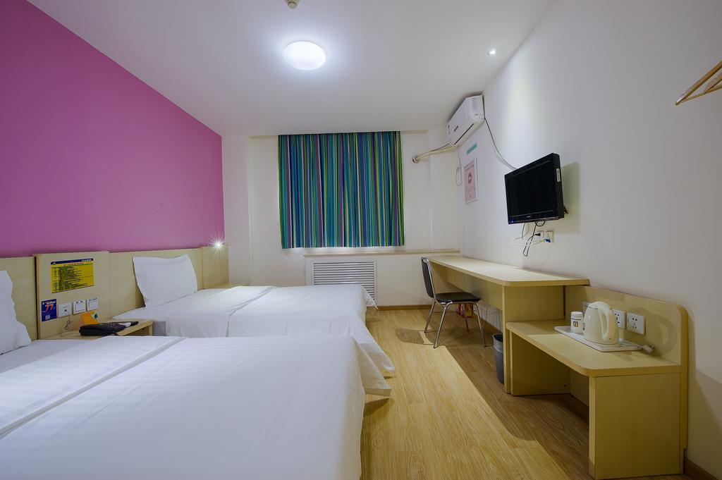 7Days Inn Foshan Coach Terminal Екстер'єр фото