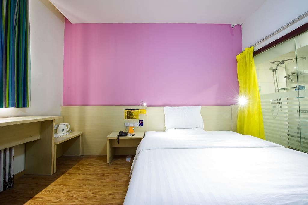 7Days Inn Foshan Coach Terminal Екстер'єр фото